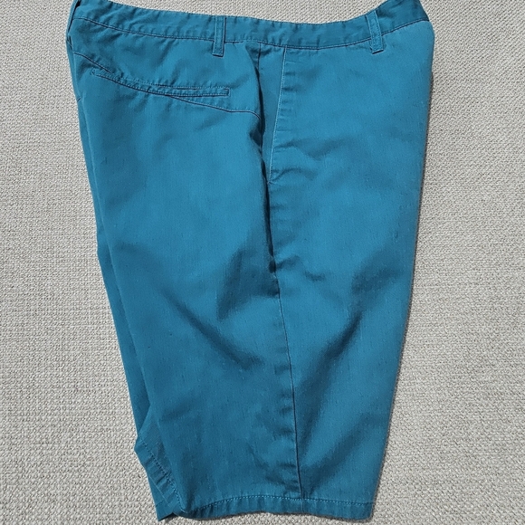 Teal Blue Mens Chino Athletic Shorts by Volcom.  Size 34 - Picture 14 of 16
